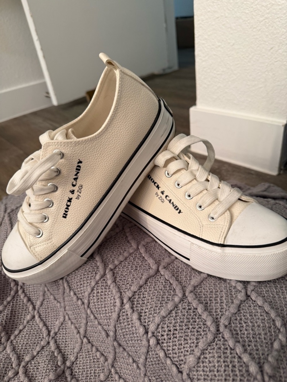 Rock & Candy Cream Platform Lace-Up Sneakers with Black Logo
